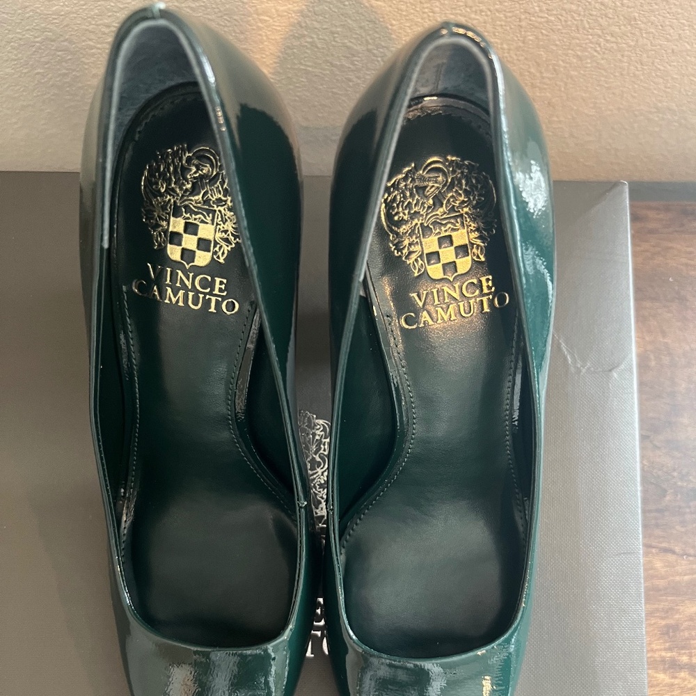 Vince Camuto Women's SIBRINA PUMP Color Mallard Green Sz 7.5 - Worn Once Indoors - Picture 8 of 11